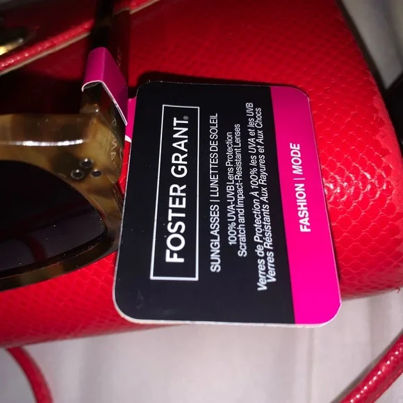 NWT Foster Grant Tortoiseshell Sunglasses with Dark Lenses 100% UVA protection - Picture 7 of 8